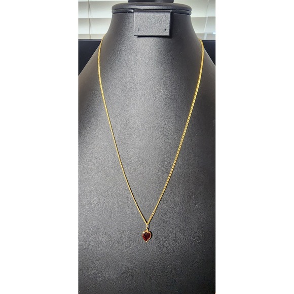 Unbranded Jewelry - Gold Tone Red Heart Pendant Necklace Dainty Curb Chain‎ 23 Inch Jewelry